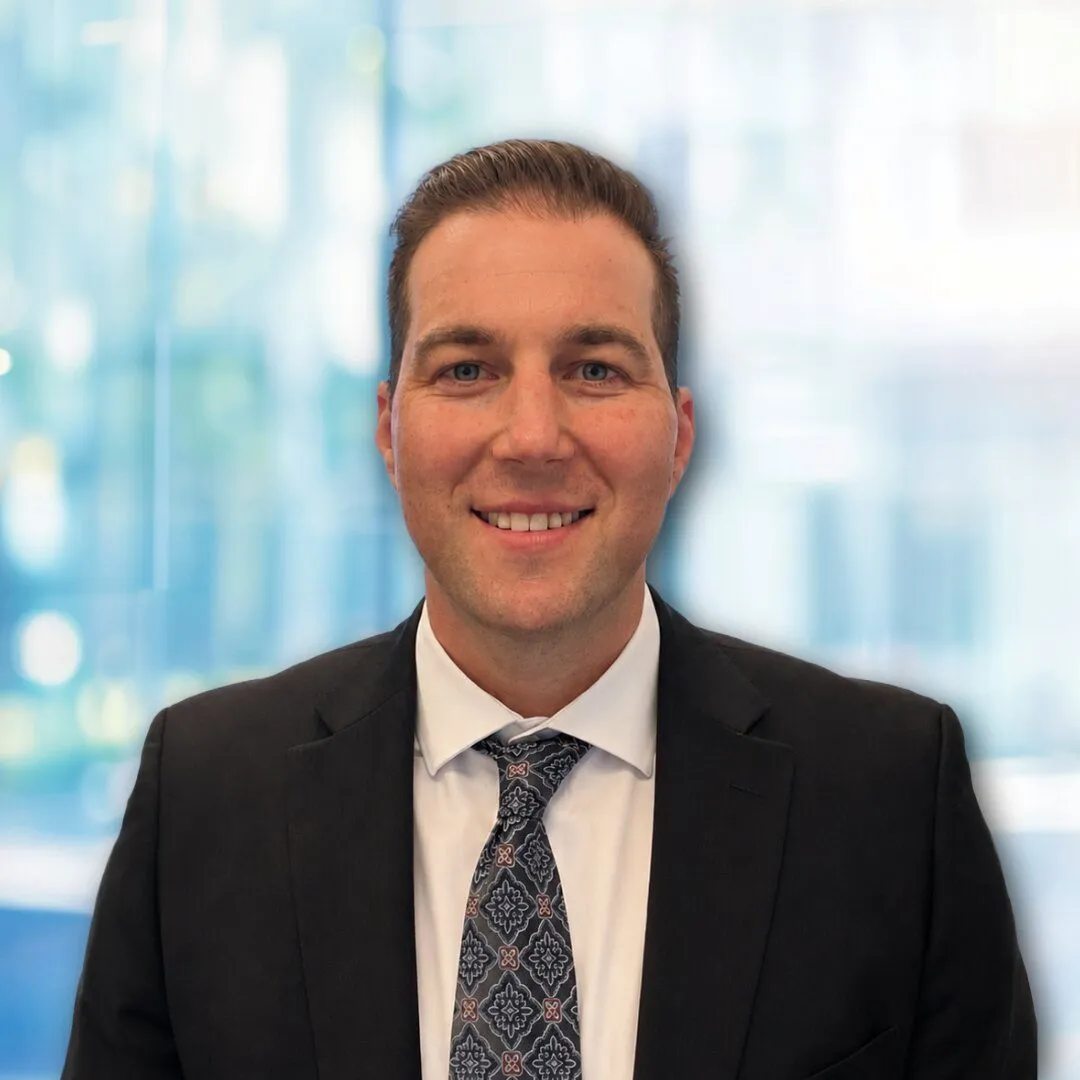 Jakob S. Weitz headshot