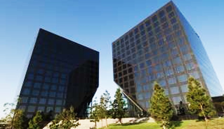 Newport Gateway office buildings - Callahan & Blaine law firm